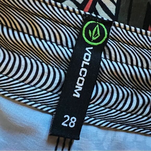 Volcom Stoney home grown swim trunks - Picture 3 of 6